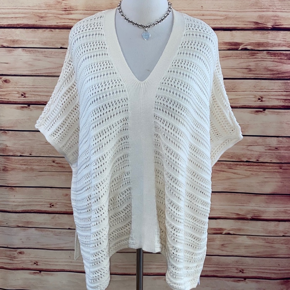 GAP Cream Knit Poncho Sweater. S/M